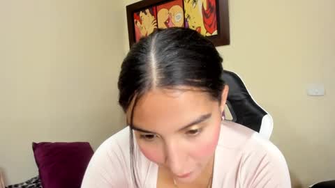 Snapshot of violetalee chatting on 03-01-25, 03:53 Jimena online show from 03-01-25, 03:53