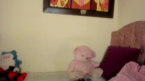 Snapshot of violetalee chatting on 10-07-25, 03:14 Jimena online show from 10-07-25, 03:14