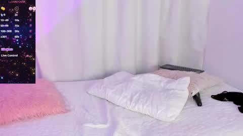 Violeta online show from 03-08-25, 03:24