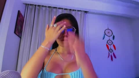 Snapshot of violetbunnyy1 chatting on 01-10-25, 02:57 Violet online show from 01-10-25, 02:57