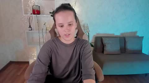 Violet online show from 09-11-25, 04:29