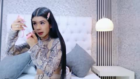 Violet Grace online show from 03-18-26, 12:08