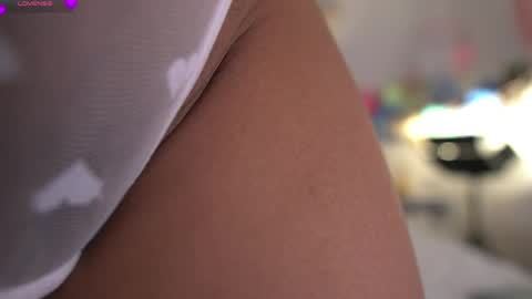 violeth___ online show from 05-25-26, 11:16