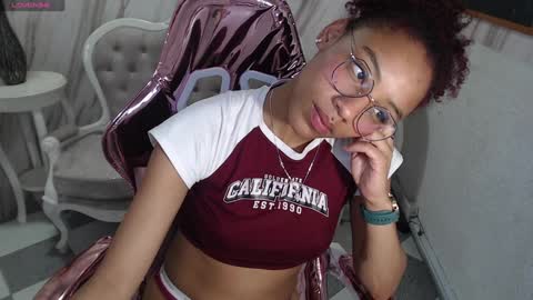 violeth_b online show from 01-03-25, 06:46