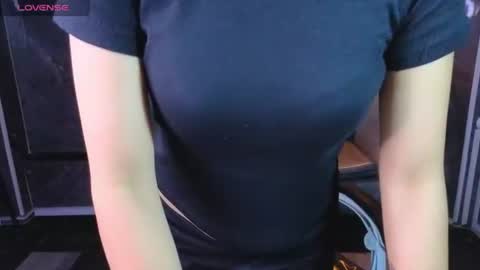 violeth_b online show from 07-16-26, 02:01