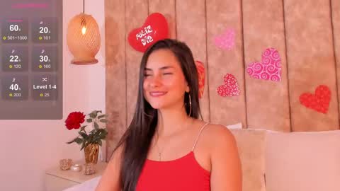 Snapshot of violethilton chatting on 02-14-25, 07:44 violeth online show from 02-14-25, 07:44