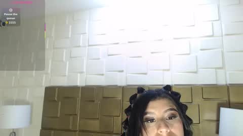 Snapshot of violetlux chatting on 10-20-25, 07:58 VioletLux online show from 10-20-25, 07:58