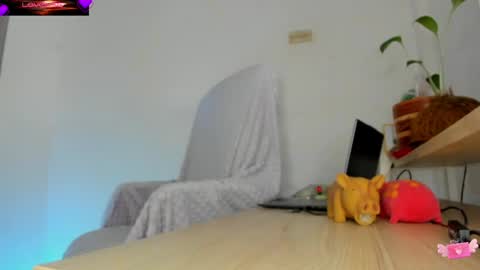 violetparkker online show from 06-06-26, 06:23