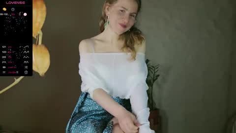 Snapshot of violetplath chatting on 03-26-26, 10:26 Violet next stream December 6 online show from 03-26-26, 10:26