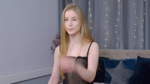 VioletSwone online show from 01-07-25, 05:22