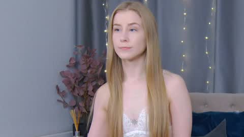 VioletSwone online show from 01-09-25, 12:09