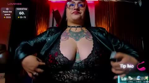 violett_8 online show from 07-15-26, 09:53
