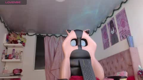 Snapshot of violett_brown9 chatting on 06-02-26, 05:42 violett_brown9 online show from 06-02-26, 05:42