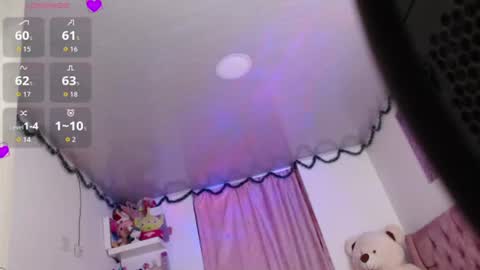 violett_brown9 online show from 06-25-26, 07:02
