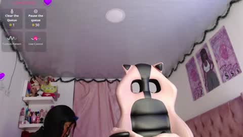 violett_brown9 online show from 07-05-26, 07:04