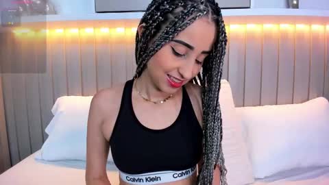 Violett  online show from 10-28-25, 08:22