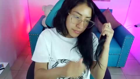Violeta online show from 06-24-26, 04:17