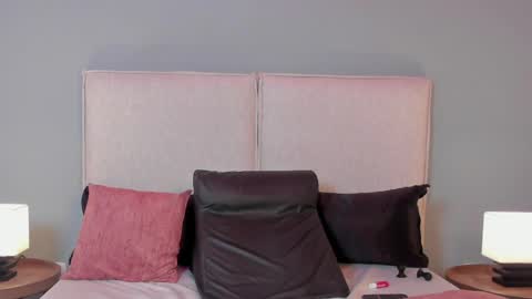 Snapshot of violetta_queeen chatting on 04-01-26, 01:41 violetta_queeen online show from 04-01-26, 01:41