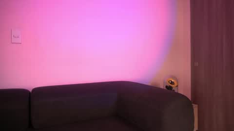 violetta independent model online show from 04-20-26, 03:09