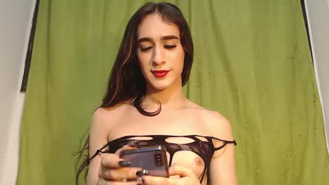 Princess Violet Valerious Follow me IGX violetvalerious online show from 03-08-25, 05:49