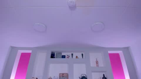 Snapshot of violettabaker1 chatting on 01-09-25, 02:01 ViolettaBaker online show from 01-09-25, 02:01