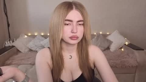ViolettaOtis online show from 06-08-26, 11:21