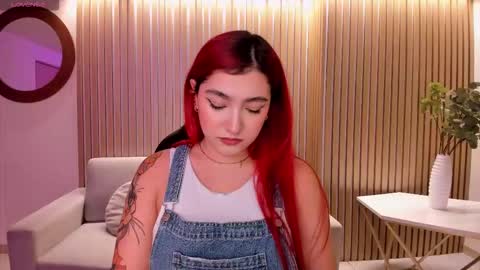 Violett Castel online show from 09-09-25, 06:40