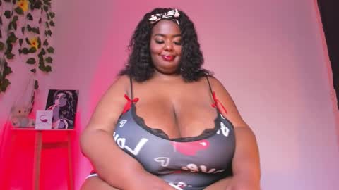 Snapshot of violette_plus chatting on 02-11-26, 08:14 Call me valeria online show from 02-11-26, 08:14