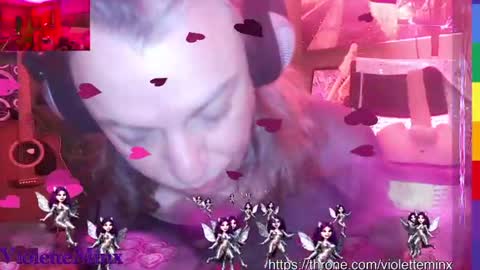 Snapshot of violetteminx chatting on 07-25-26, 12:36 Violette online show from 07-25-26, 12:36
