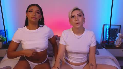 Violet online show from 01-17-25, 11:18