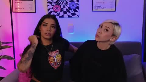 Violet online show from 06-21-26, 12:46