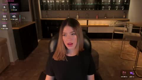 Snapshot of violetthansson chatting on 03-01-25, 06:54 Violett  online show from 03-01-25, 06:54