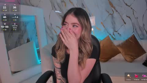 Snapshot of violetthansson chatting on 10-09-25, 02:31 Violett  online show from 10-09-25, 02:31