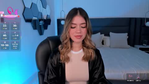 Snapshot of violetthansson chatting on 10-15-25, 07:14 Violett  online show from 10-15-25, 07:14