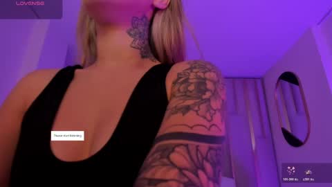 Violett  online show from 04-27-26, 08:56