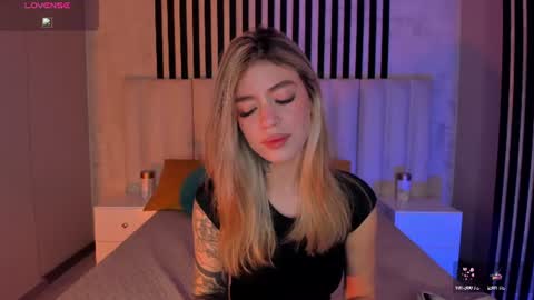 Violett  online show from 06-17-26, 10:39
