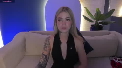 Violett  online show from 07-15-26, 09:58