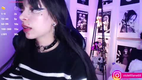 Snapshot of violettlane chatting on 01-14-25, 03:43 Violeta online show from 01-14-25, 03:43