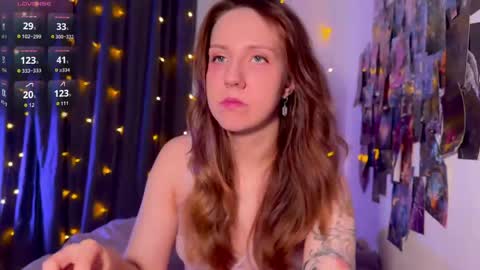 Snapshot of violettmo0n chatting on 05-03-26, 02:28 Next stream 1522026 400 GMT 3 online show from 05-03-26, 02:28