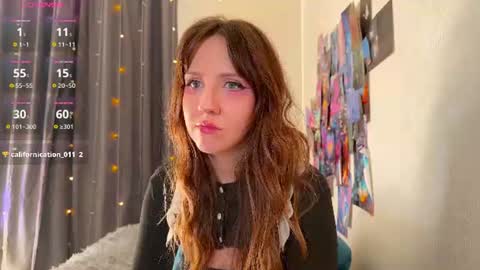 Snapshot of violettmo0n chatting on 06-25-26, 05:12 Next stream 1522026 400 GMT 3 online show from 06-25-26, 05:12
