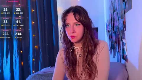 Snapshot of violettmo0n chatting on 07-26-26, 05:04 Next stream 1522026 400 GMT 3 online show from 07-26-26, 05:04