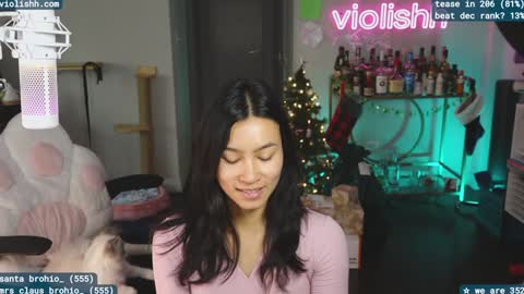 Snapshot of violishh chatting on 12-19-24, 06:34 follow me on twitter violishh and ig violishh  online show from 12-19-24, 06:34