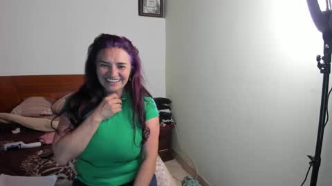 violleeet_ online show from 12-16-25, 05:12