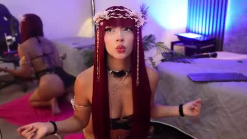 viollettebylyly online show from 07-27-26, 12:45