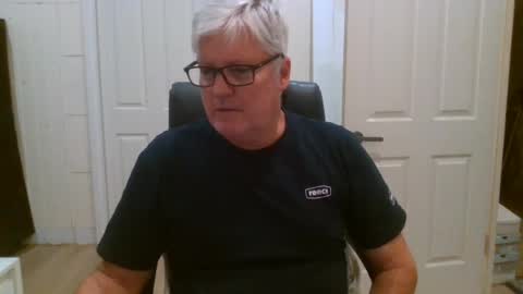 Snapshot of viper654321 chatting on 06-14-26, 08:05 viper654321 online show from 06-14-26, 08:05