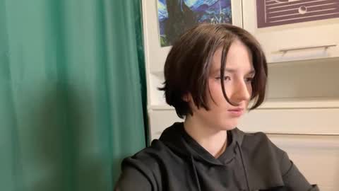 Snapshot of vireiax chatting on 01-07-26, 07:49 Vireia online show from 01-07-26, 07:49