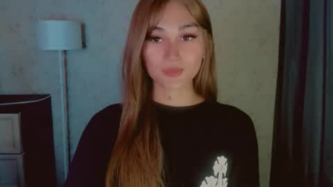 Snapshot of virgenpearl chatting on 05-05-26, 11:29 Pearl online show from 05-05-26, 11:29
