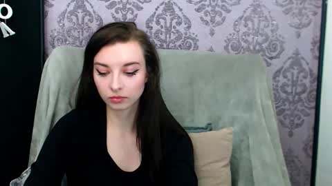 VirginLuna online show from 05-12-26, 07:33