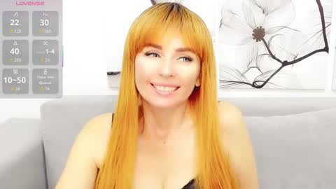 Snapshot of vita_flowen chatting on 10-07-25, 05:15 Vita online show from 10-07-25, 05:15