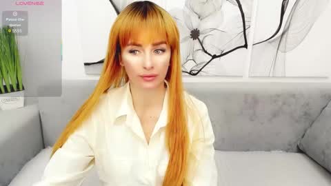 Snapshot of vita_flowen chatting on 10-16-25, 05:19 Vita online show from 10-16-25, 05:19